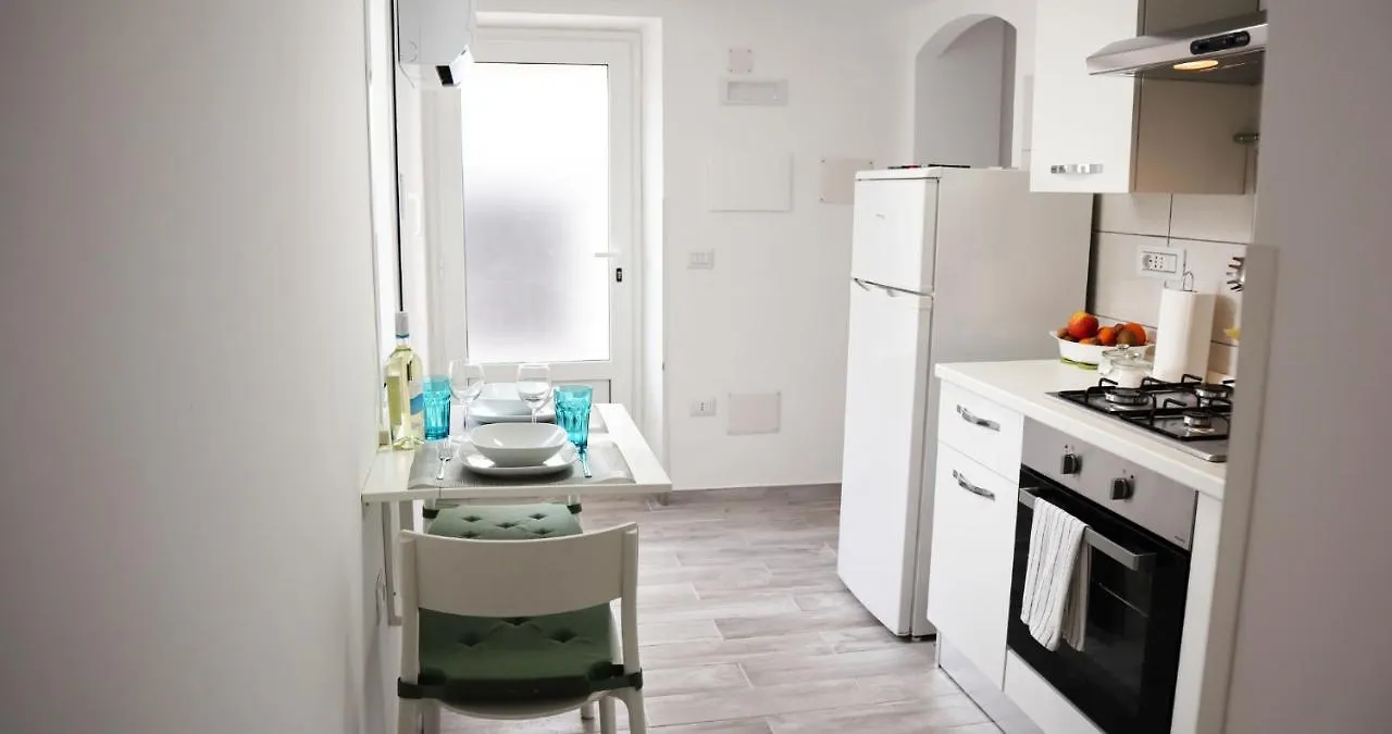 Apartment Casa Al Mare Orchidea - Motoparking - Wifi Free - Ac Cala Gonone