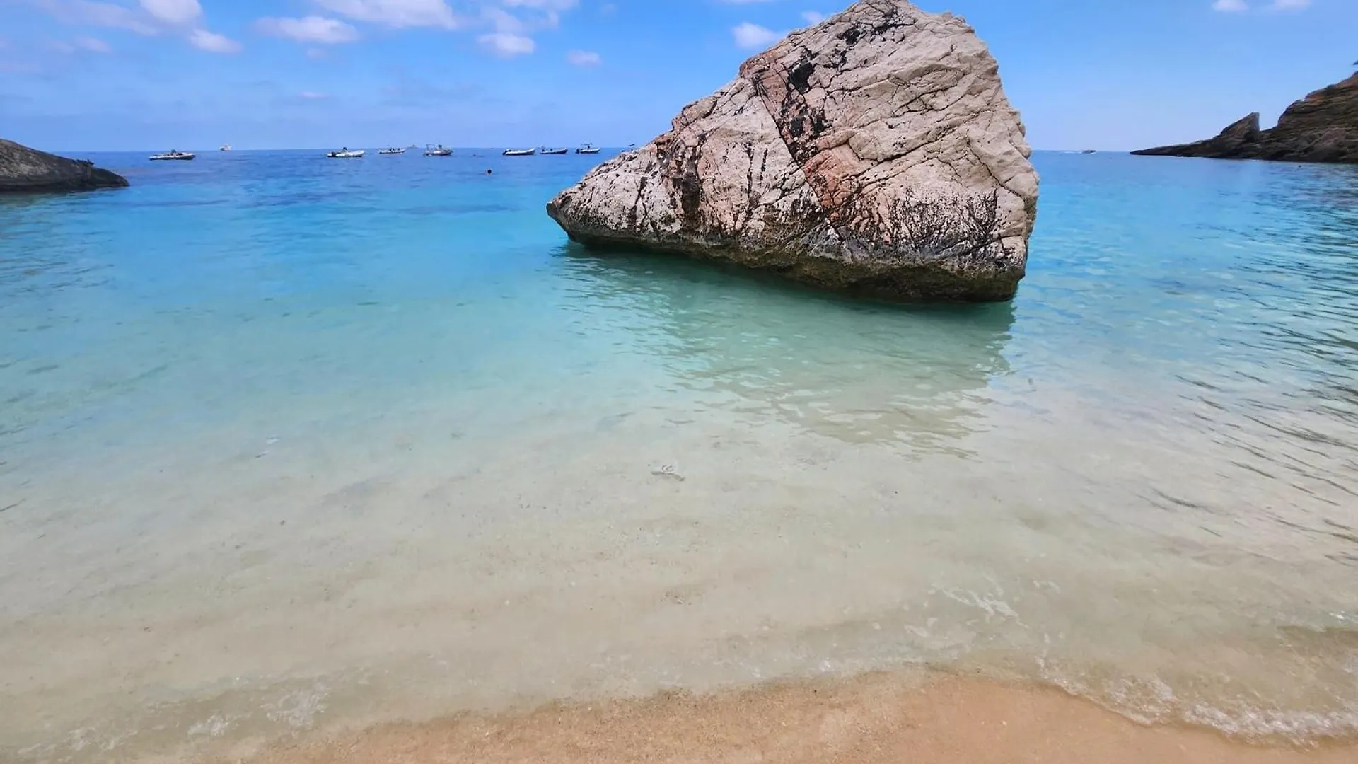 Apartment Casa Al Mare Orchidea - Motoparking - Wifi Free - Ac Cala Gonone